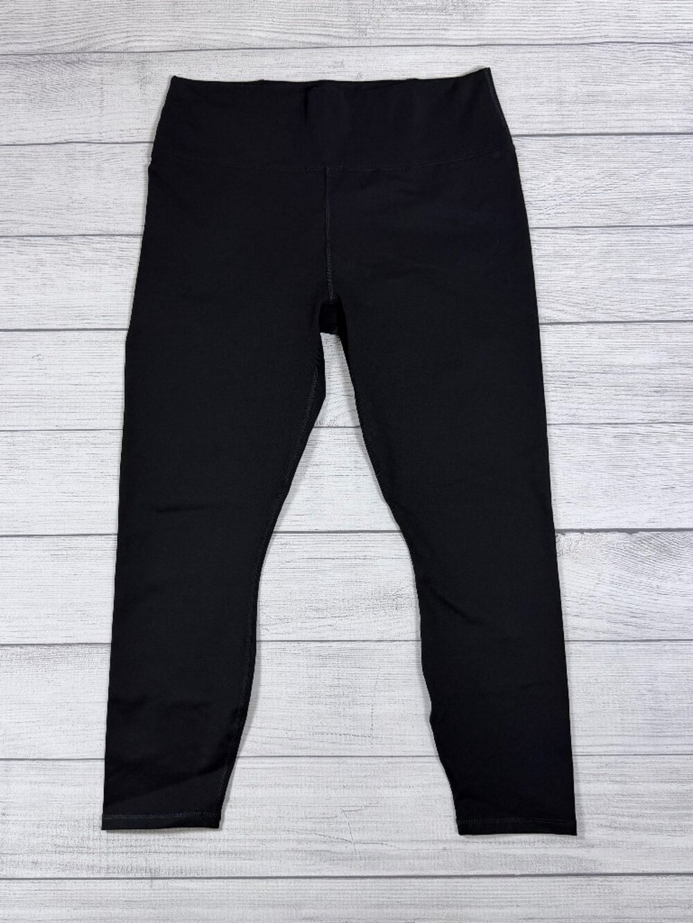 🖤 NWOT Fabletics Boost PowerHold High-Waisted 7/8 Leggings Black Micro Dot XL